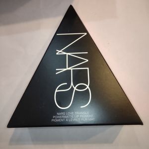 🎄NARS LOVE TRIANGLE Set 8496